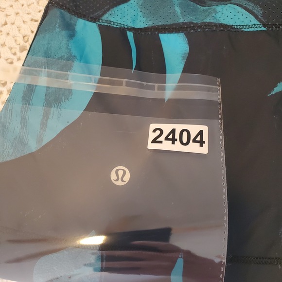 Lululemon Athletica Pack It Run Vest Full Zip Sleeveless Hood Lightweight Size 4 - Picture 10 of 10